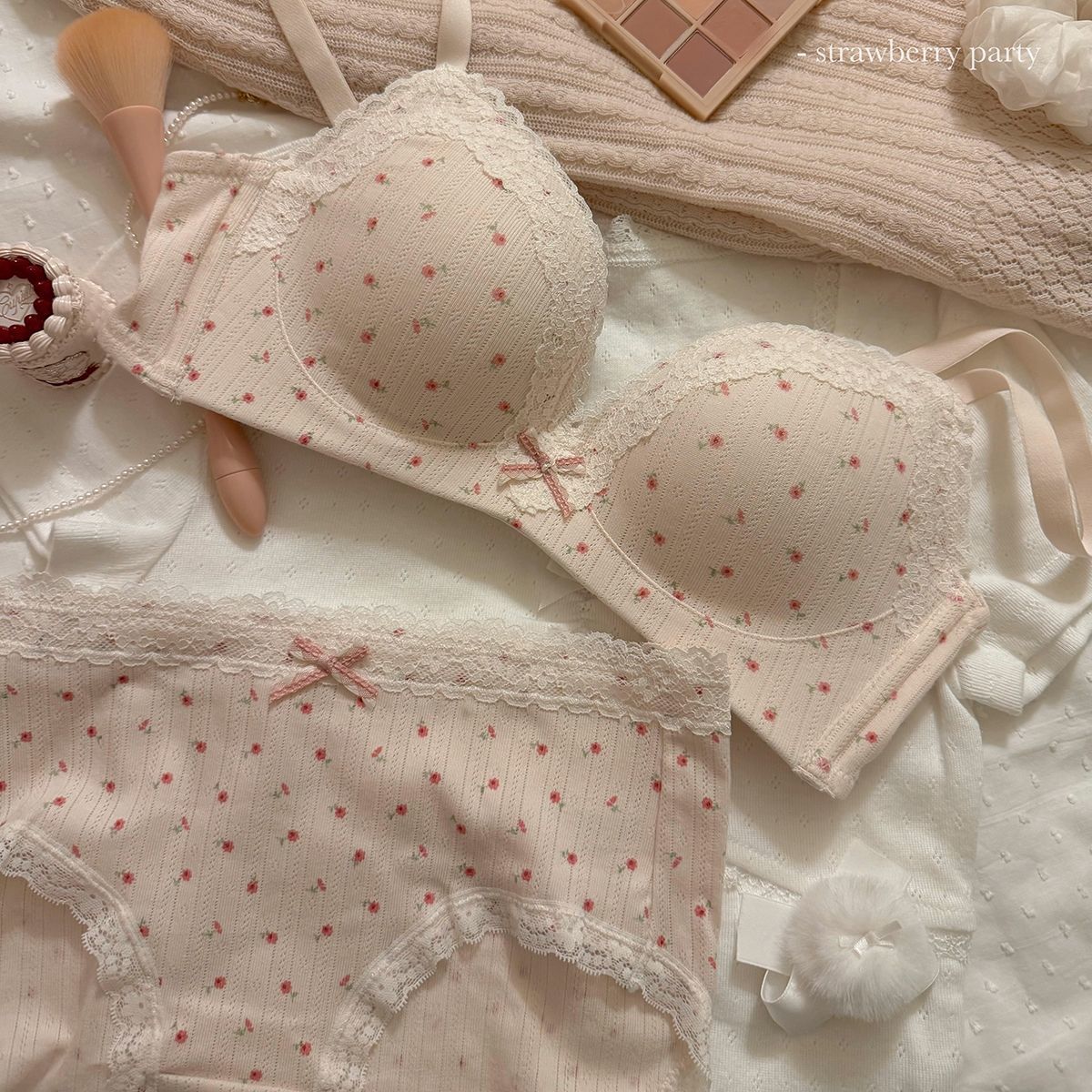 Set reggiseno floreale in pizz - Cotton Bra Everyday recensione e prezzo