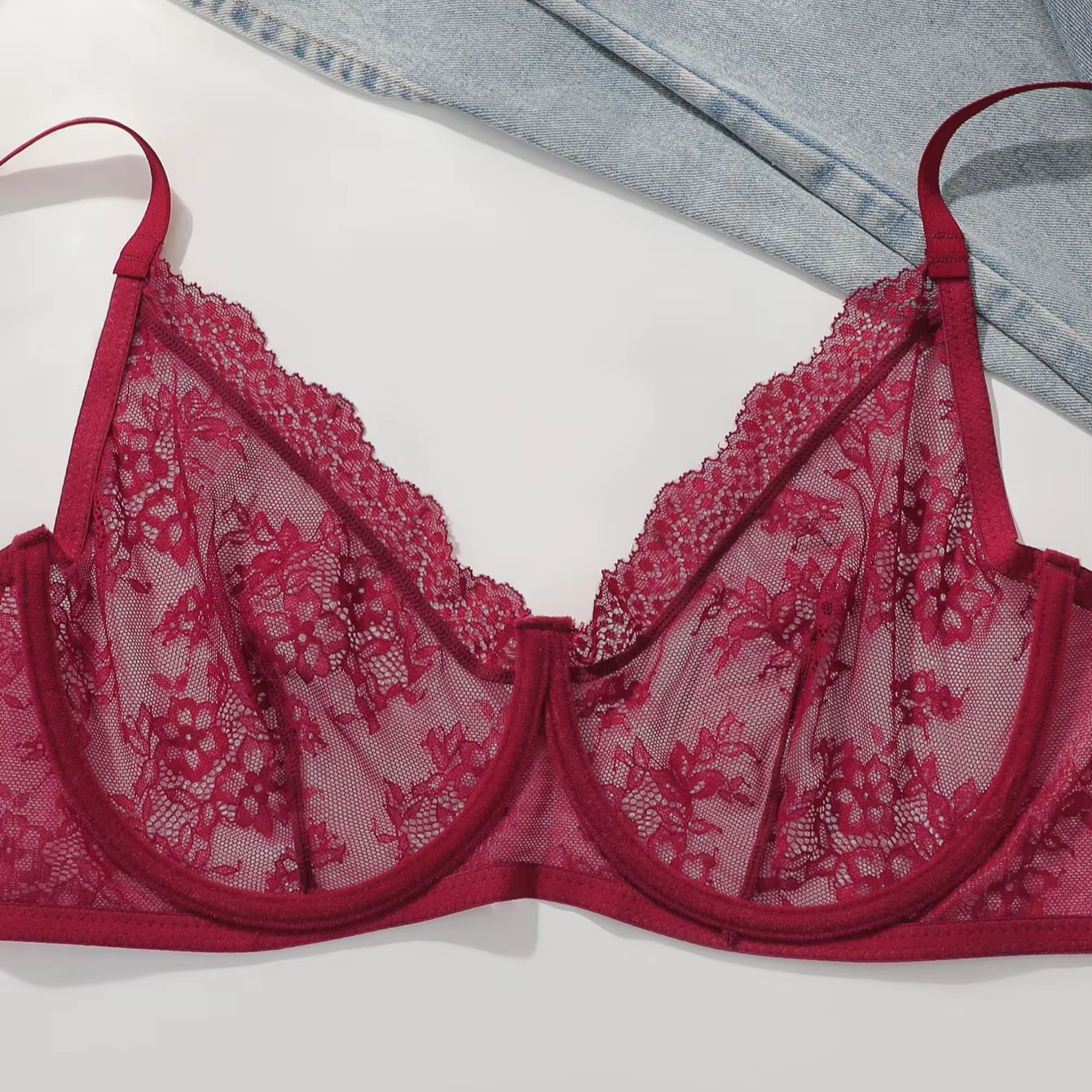Reggiseno in pizzo rosso trasp - Sheer Mesh Bra recensione e prezzo